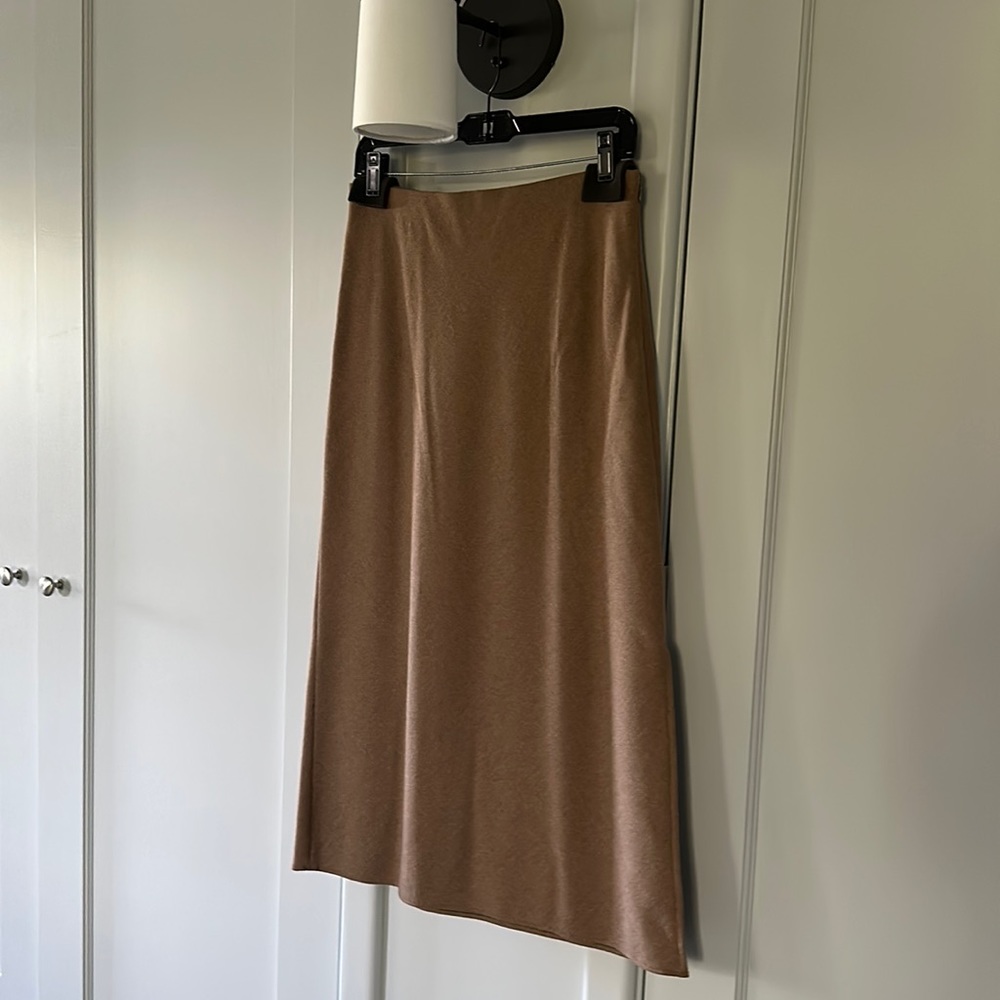 Vince camel colored wool blended straight skirt